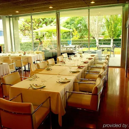 Hotel Granollers فندق جرانويِرس